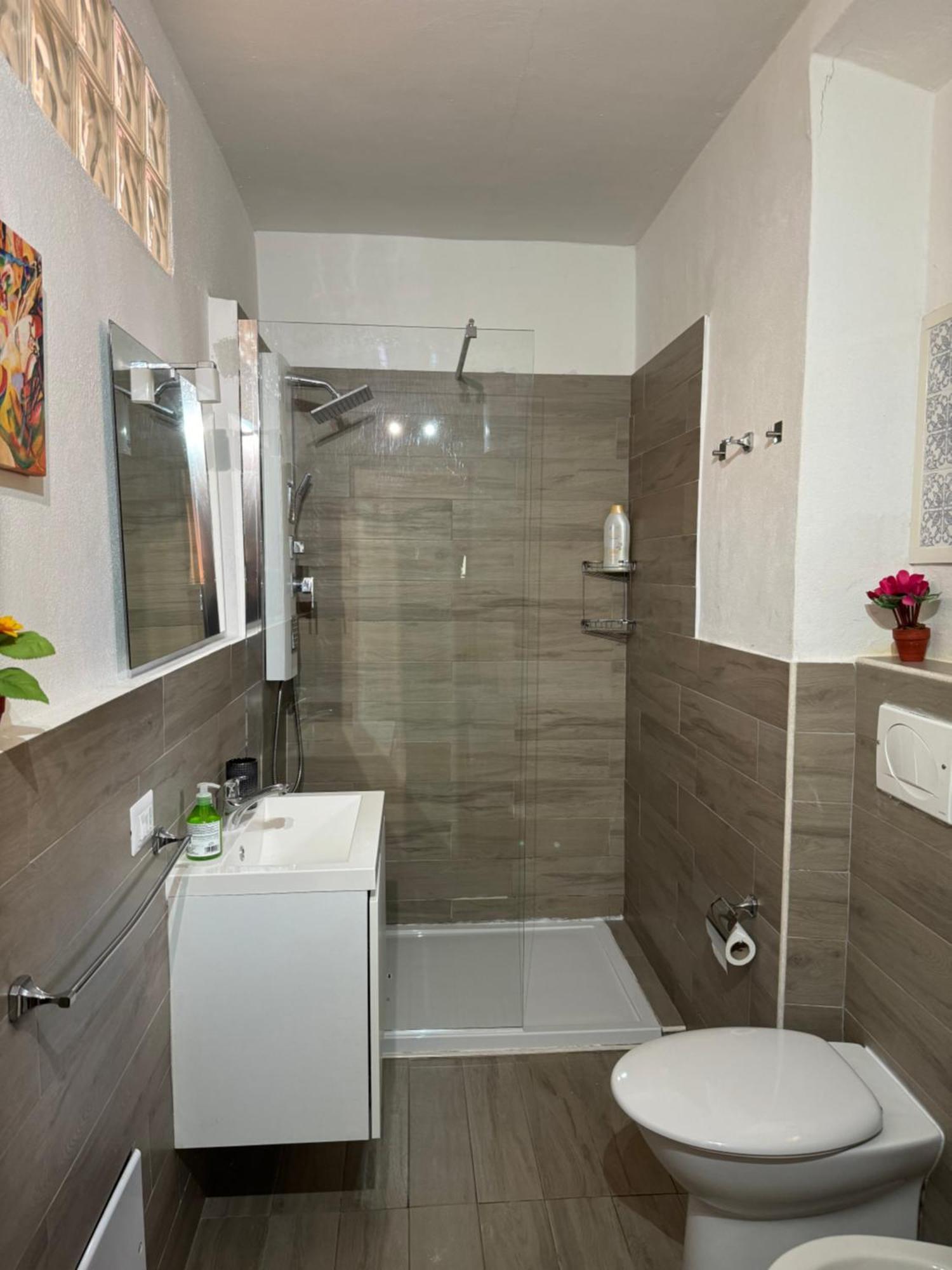 Civico 19 Appartement Sassari Buitenkant foto